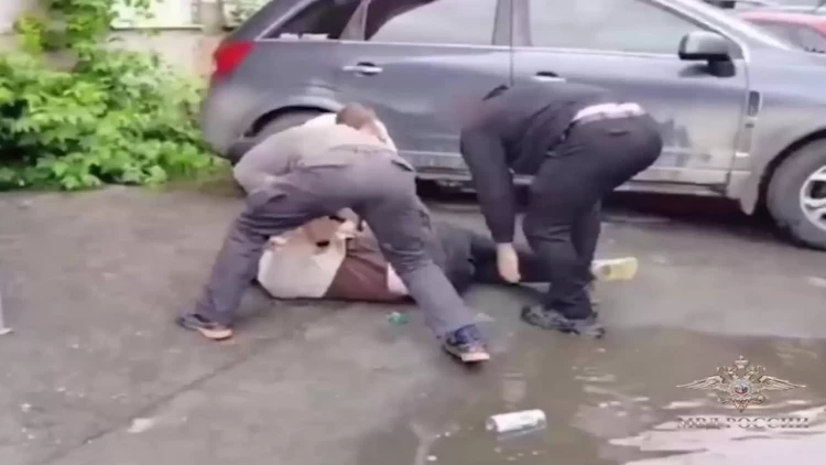 27 min vətəndaşın şəxsi məlumatlarını satan şəxs belə saxlanıldı - Əməliyyat VİDEOsu