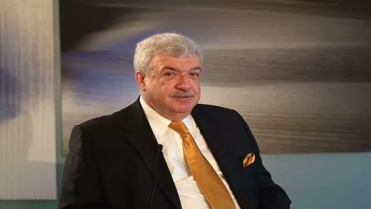 Qusman işdən çıxarıldı