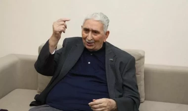 Xalq artisti reanimasiya şöbəsinə yerləşdirilib, vəziyyəti ağırdır - yenilənib