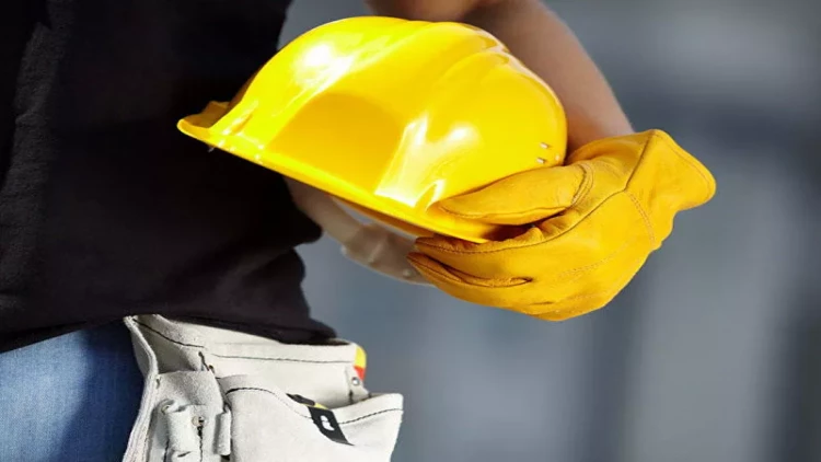 Dağıntılar altında qalan fəhlə hansı şirkətin əməkdaşı olub?