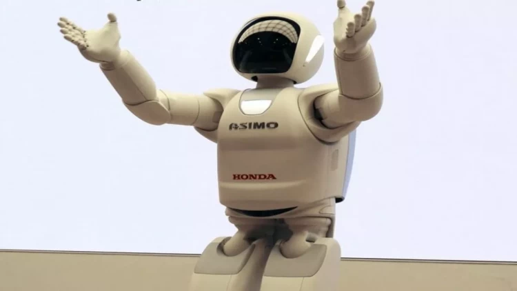 Yaponiyada təbii fəlakətlərə qarşı insanabənzər robotlar hazırlanacaq