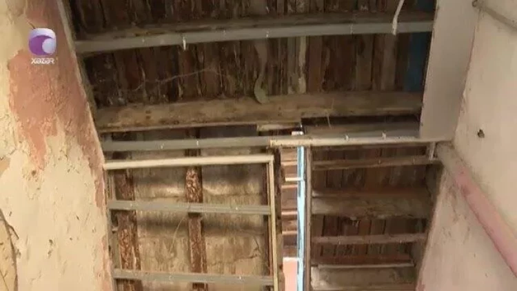 Bu binanın sakinləri qorxu içində yaşayırlar - VİDEO