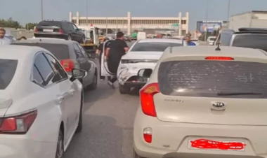 Bakıda sürücülər arasında əlbəyaxa dava - ANBAAN VİDEO