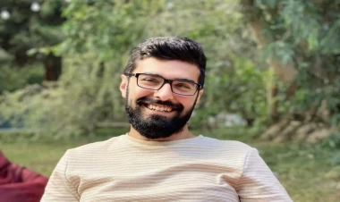 Gənc yazıçımız Türkiyədə ağır qəzaya düşdü - Vəziyyəti ağırdır - FOTO