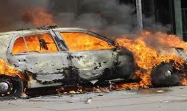 “Mercedes” yanıb kül oldu - Anbaan VİDEO