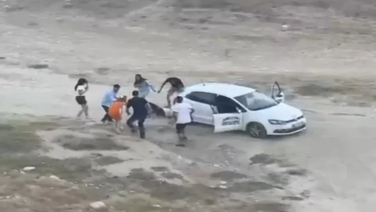 Evlilik təklifinə görə oğlanı polis idarəsinə apardılar - FOTO