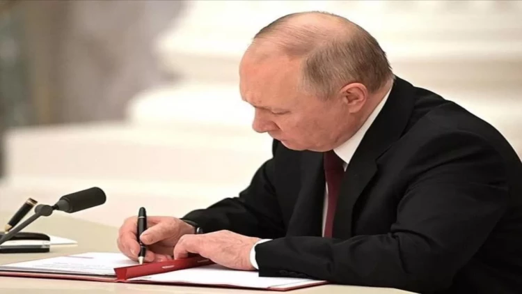 Putin Boqdanovu işdən çıxardı