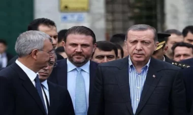 Ərdoğanın baş müşaviri ağır xəstədir - FOTO