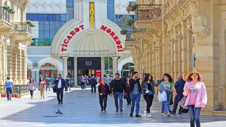 Bakıda 28 dərəcə isti olacaq