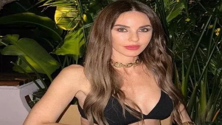 Bu məşhurun 53 yaşı var - qızlarından seçilmir - FOTOlar