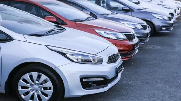 Gömrükdə rüşvət qalmaqalı - Sabiq rəis 834 maşını ölkəyə necə keçirib?