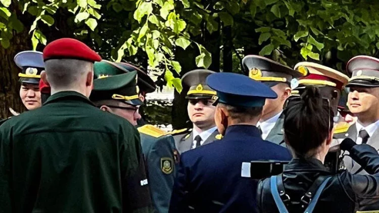 Şəhid oğluna leytenant rütbəsi verildi - FOTO