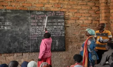 Buraxılış imtahanında dəhşət - 29 tələbə ayaqaltında qalıb öldü