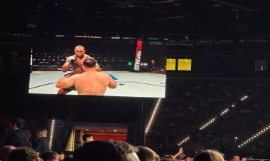 UFC Fight Night: Ağır çəki üzrə ilkin kartın qalibi müəyyənləşdi - FOTO