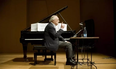 Dünyaca tanınmış pianoçu vəfat etdi - FOTO