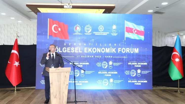 Qarsda Türkiyə-Azərbaycan Regional İqtisadi Forumu keçirilib - FOTO
