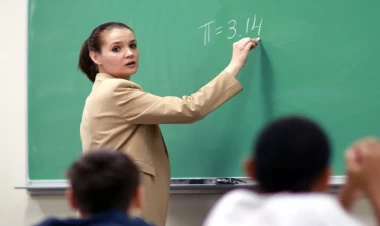 Şagirdlərin “tamaşaya çevrilmiş dərs” istəyinə müəllimlər hazırdırmı? - ÖZƏL