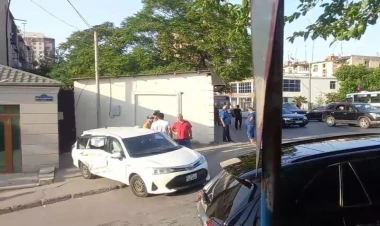 Bakıda maşın aşıb - VİDEO