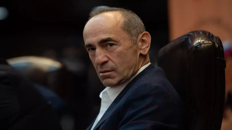 Köçəryan Paşinyandan 15 min dollar  tələb edir