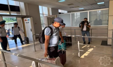 İrandan 6 Qazaxıstan vətəndaşı ölkəmizə keçdi