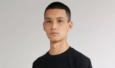 Avtobusda yaşlı qadının hücumuna məruz qalan Çingiz dünya ulduzuna çevirilir