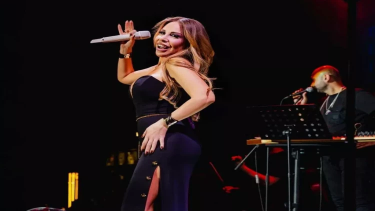 Linetin bu dəfə oxumağı bir yana qaldı - geyimi 