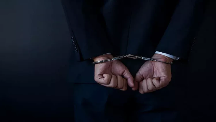 Gömrük Komitəsinin şöbə rəisi 8 il 6 ay müddətə azadlıqdan məhrum edildi