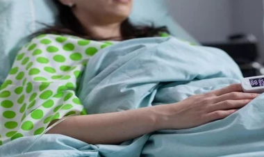 39 nəfər eyni məclisdə zəhərləndi