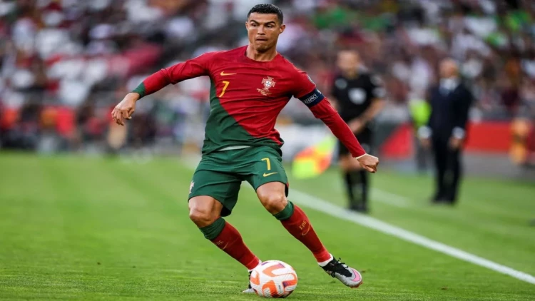 Milli komanda üçün ayağımı da sındıraram - Ronaldo