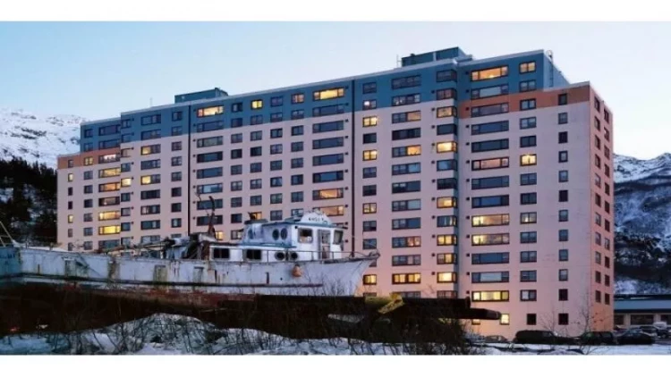 Bu şəhərdə sakinlərə pulsuz mənzil verilir