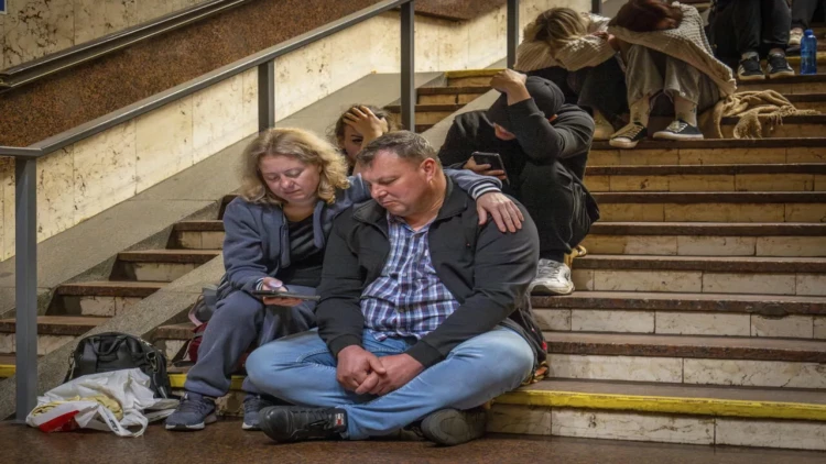 Kiyevi raketlə vurdular: ölənlər və yaralananlar var - FOTO