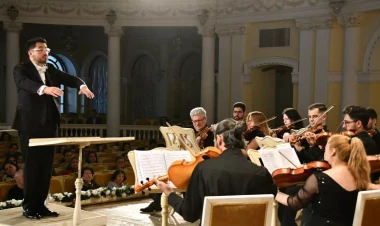 Amerikalı dirijor Sixto Montesinos’un rəhbərliyi ilə Q.Qarayev adına Dövlət Kamera Orkestrinin konserti baş tutdu - FOTO