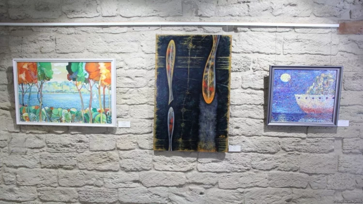 “Bakıya Uçuş. İncəsənət Həftəsonu. Gələcəyi İNDİ Duy” layihəsi çərçivəsində “Mən Suyam” adlı incəsənət sərgisi açılıb - FOTO