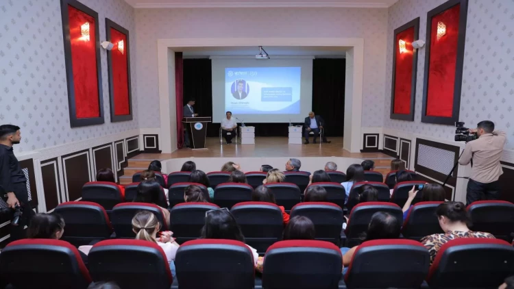 Naxçıvanda “MEDİAFEST-2025” çərçivəsində media tədqiqatçıları tələbələrlə görüşüb - FOTO