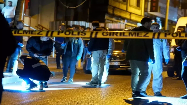 Türkiyədə gecə klubuna qumbara atıldı - Yaralılar var - FOTO