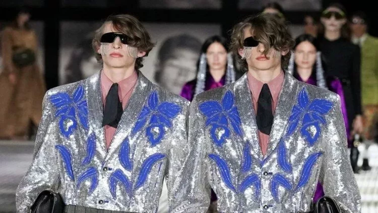 17 min dollarlıq kişi geyimi müzakirələr yaratdı - VİDEO