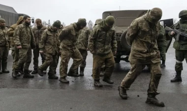 Rusiya və Ukrayna arasında ən böyük əsir mübadiləsi başa çatdı