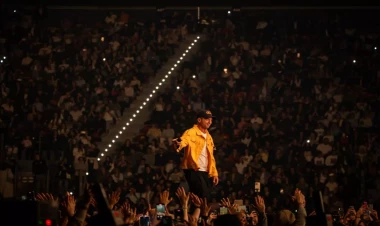 Dünyaca məşhur müğənni azərbaycanca öyrənir - VİDEO