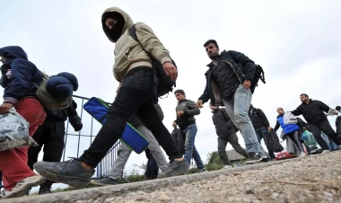 Rusiyada əcnəbilər üçün YENİ QAYDA - Bu tarixdən giriş çətinləşəcək