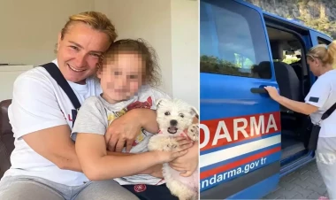 43 yaşlı qadın qızını atasına 43 dəqiqə gec təhvil verdiyi üçün həbs edildi - FOTO