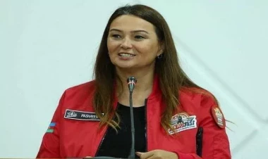 Qənirə Paşayevanın büstü hazırlandı - FOTO