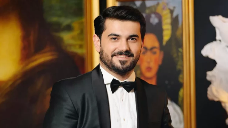 Elşən Orucov “Uzak şehir”də - FOTO