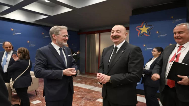 Prezident İlham Əliyevin Albaniyada Petr Fiala ilə görüşü olub