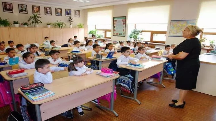 Məktəblərin bağlanma vaxtı dəyişə bilər
