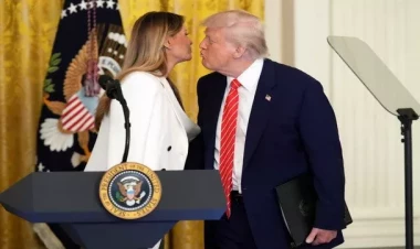 Trampla Melaniya boşanıb?