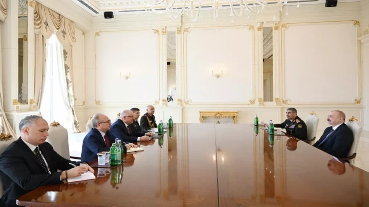 İlham Əliyev Türkiyənin milli müdafiə nazirini qəbul edib - VİDEO - FOTO