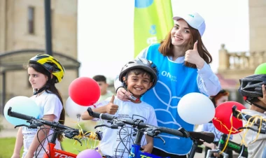 Leyla Əliyevanın təşəbbüsü ilə uşaq və yeniyetmələrə velosipedlər hədiyyə olunub - FOTO