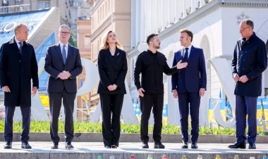 Ukrayna 30 günlük qeyd-şərtsiz atəşkəsə razılaşdı - FOTO