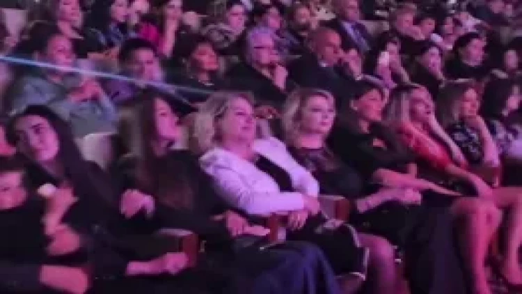 Mətanət İsgəndərli gəlininin görüntüsünü paylaşdı - Video