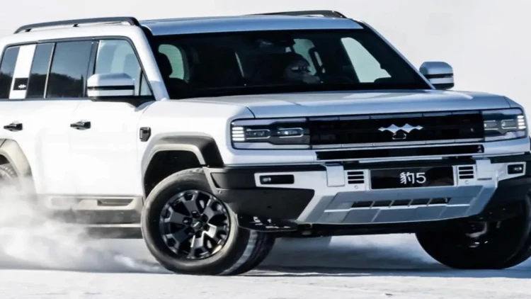 Çin avtomobili almaq və almamaq üçün səbəblər